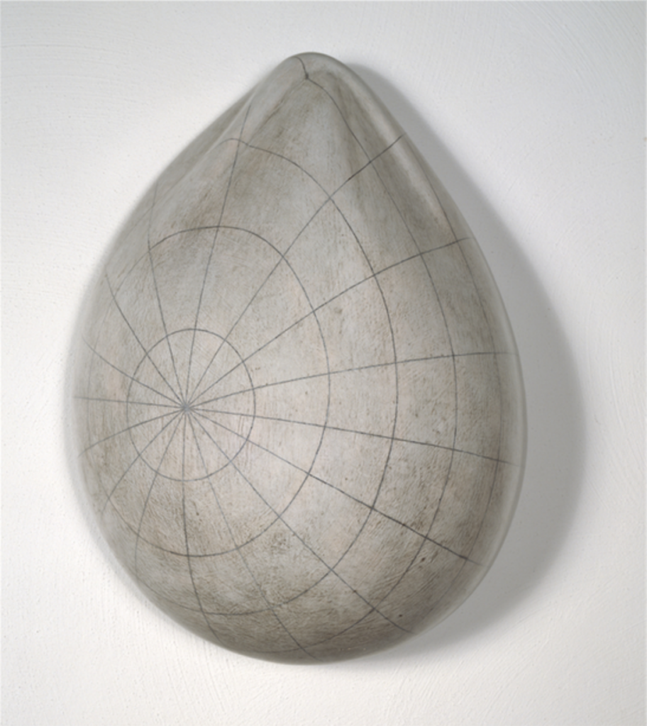 The Globe, 1967–1968, painted gypsum, 60 x 40 x 30 cm. Finnish National Gallery / Ateneum Art Museum. Image: Finnish National Gallery / Hannu Aaltonen